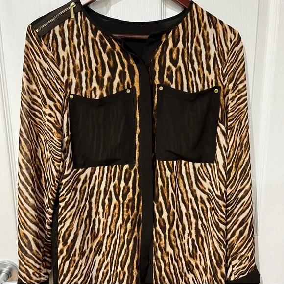 Brown and black long sleeve button up - Picture 3 of 11